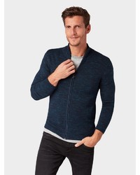 dunkelblauer Pullover mit einem Reißverschluß von Tom Tailor