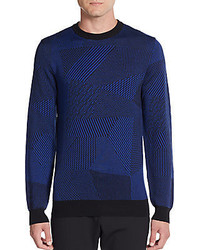dunkelblauer Pullover mit einem Rundhalsausschnitt mit geometrischem Muster
