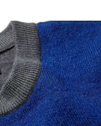 dunkelblauer Pullover mit einem Rundhalsausschnitt von McQ