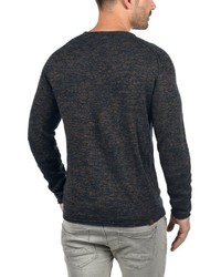 dunkelblauer Pullover mit einem Rundhalsausschnitt von BLEND