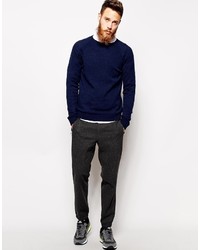 dunkelblauer Pullover mit einem Rundhalsausschnitt von Asos