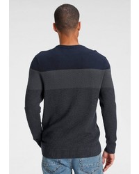 dunkelblauer Pullover mit einem Rundhalsausschnitt von BRUNO BANANI