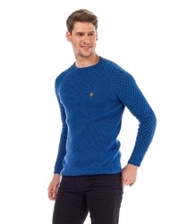 dunkelblauer Pullover mit einem Rundhalsausschnitt von Cipo & Baxx