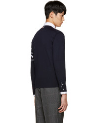 dunkelblauer Pullover mit einem Rundhalsausschnitt von Thom Browne