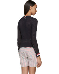 dunkelblauer Pullover mit einem Rundhalsausschnitt von Thom Browne