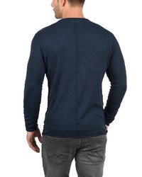 dunkelblauer Pullover mit einem Rundhalsausschnitt von Solid