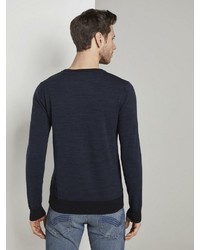 dunkelblauer Pullover mit einem Rundhalsausschnitt von Tom Tailor