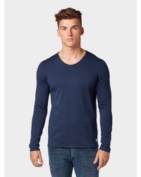 dunkelblauer Pullover mit einem Rundhalsausschnitt von Tom Tailor Denim