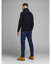 dunkelblauer Pullover mit einem Schalkragen von Jack & Jones