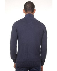 dunkelblauer Pullover mit einem V-Ausschnitt von CAZADOR