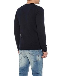 dunkelblauer Pullover mit einem V-Ausschnitt von Herrlicher