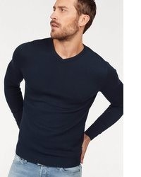 dunkelblauer Pullover mit einem V-Ausschnitt von Jack & Jones