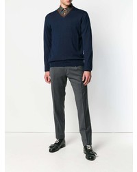 dunkelblauer Pullover mit einem V-Ausschnitt von Etro