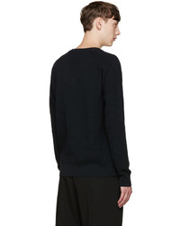 dunkelblauer Pullover mit einem V-Ausschnitt von Lemaire