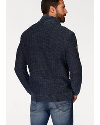 dunkelblauer Pullover mit einem zugeknöpften Kragen von MAN´S WORLD