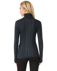 dunkelblauer Rollkragenpullover von DKNY