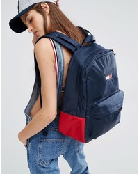 dunkelblauer Rucksack von Tommy Hilfiger