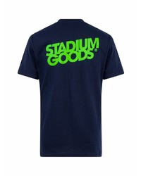 dunkelblaues bedrucktes T-Shirt mit einem Rundhalsausschnitt von Stadium Goods