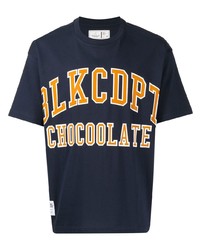 dunkelblaues bedrucktes T-Shirt mit einem Rundhalsausschnitt von Chocoolate
