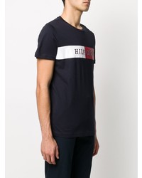 dunkelblaues bedrucktes T-Shirt mit einem Rundhalsausschnitt von Tommy Hilfiger