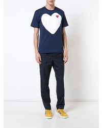 dunkelblaues bedrucktes T-Shirt mit einem Rundhalsausschnitt von Comme Des Garcons Play