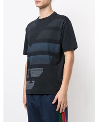 dunkelblaues bedrucktes T-Shirt mit einem Rundhalsausschnitt von Emporio Armani