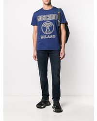 dunkelblaues bedrucktes T-Shirt mit einem Rundhalsausschnitt von Moschino