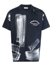 dunkelblaues bedrucktes T-Shirt mit einem Rundhalsausschnitt von Flaneur Homme