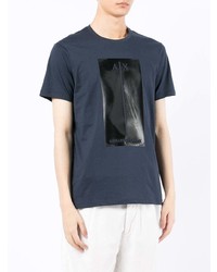 dunkelblaues bedrucktes T-Shirt mit einem Rundhalsausschnitt von Armani Exchange