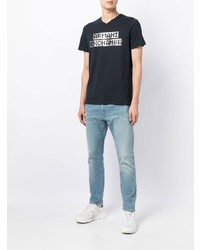 dunkelblaues bedrucktes T-Shirt mit einem Rundhalsausschnitt von Armani Exchange