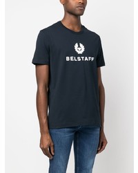 dunkelblaues bedrucktes T-Shirt mit einem Rundhalsausschnitt von Belstaff