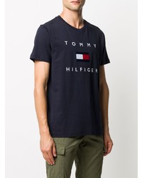 dunkelblaues bedrucktes T-Shirt mit einem Rundhalsausschnitt von Tommy Hilfiger