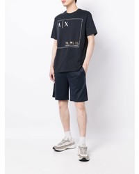 dunkelblaues bedrucktes T-Shirt mit einem Rundhalsausschnitt von Armani Exchange