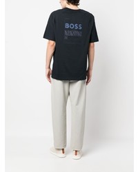 dunkelblaues bedrucktes T-Shirt mit einem Rundhalsausschnitt von BOSS