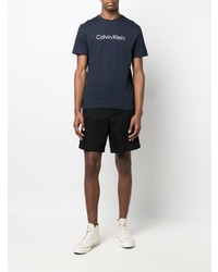 dunkelblaues bedrucktes T-Shirt mit einem Rundhalsausschnitt von Calvin Klein