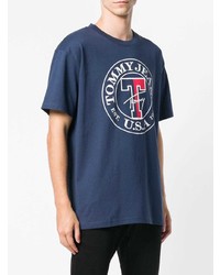 dunkelblaues bedrucktes T-Shirt mit einem Rundhalsausschnitt von Tommy Jeans