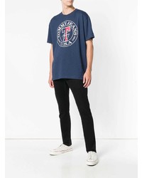 dunkelblaues bedrucktes T-Shirt mit einem Rundhalsausschnitt von Tommy Jeans