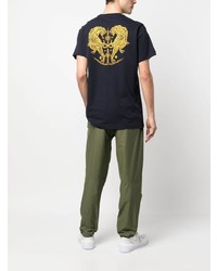 dunkelblaues bedrucktes T-Shirt mit einem Rundhalsausschnitt von Maharishi