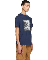 dunkelblaues bedrucktes T-Shirt mit einem Rundhalsausschnitt von Dime