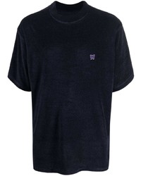 dunkelblaues bedrucktes T-Shirt mit einem Rundhalsausschnitt von Needles