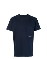 dunkelblaues bedrucktes T-Shirt mit einem Rundhalsausschnitt von RtA