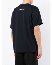 dunkelblaues bedrucktes T-Shirt mit einem Rundhalsausschnitt von Mastermind Japan