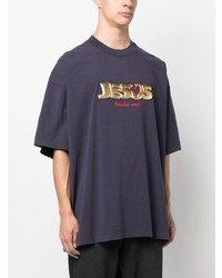 dunkelblaues bedrucktes T-Shirt mit einem Rundhalsausschnitt von Vetements