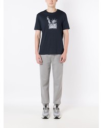 dunkelblaues bedrucktes T-Shirt mit einem Rundhalsausschnitt von Armani Exchange