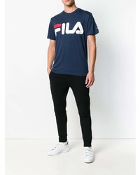 dunkelblaues bedrucktes T-Shirt mit einem Rundhalsausschnitt von Fila