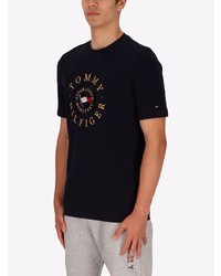 dunkelblaues besticktes T-Shirt mit einem Rundhalsausschnitt von Tommy Hilfiger