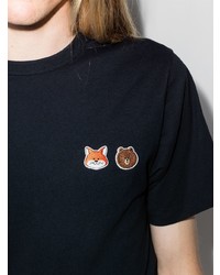 dunkelblaues besticktes T-Shirt mit einem Rundhalsausschnitt von MAISON KITSUNÉ