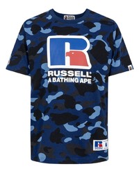 dunkelblaues Camouflage T-Shirt mit einem Rundhalsausschnitt von A Bathing Ape