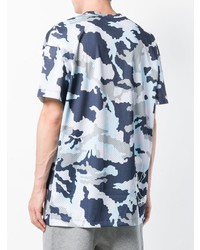 dunkelblaues Camouflage T-Shirt mit einem Rundhalsausschnitt von Nike