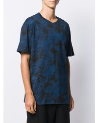 dunkelblaues Camouflage T-Shirt mit einem Rundhalsausschnitt von Valentino